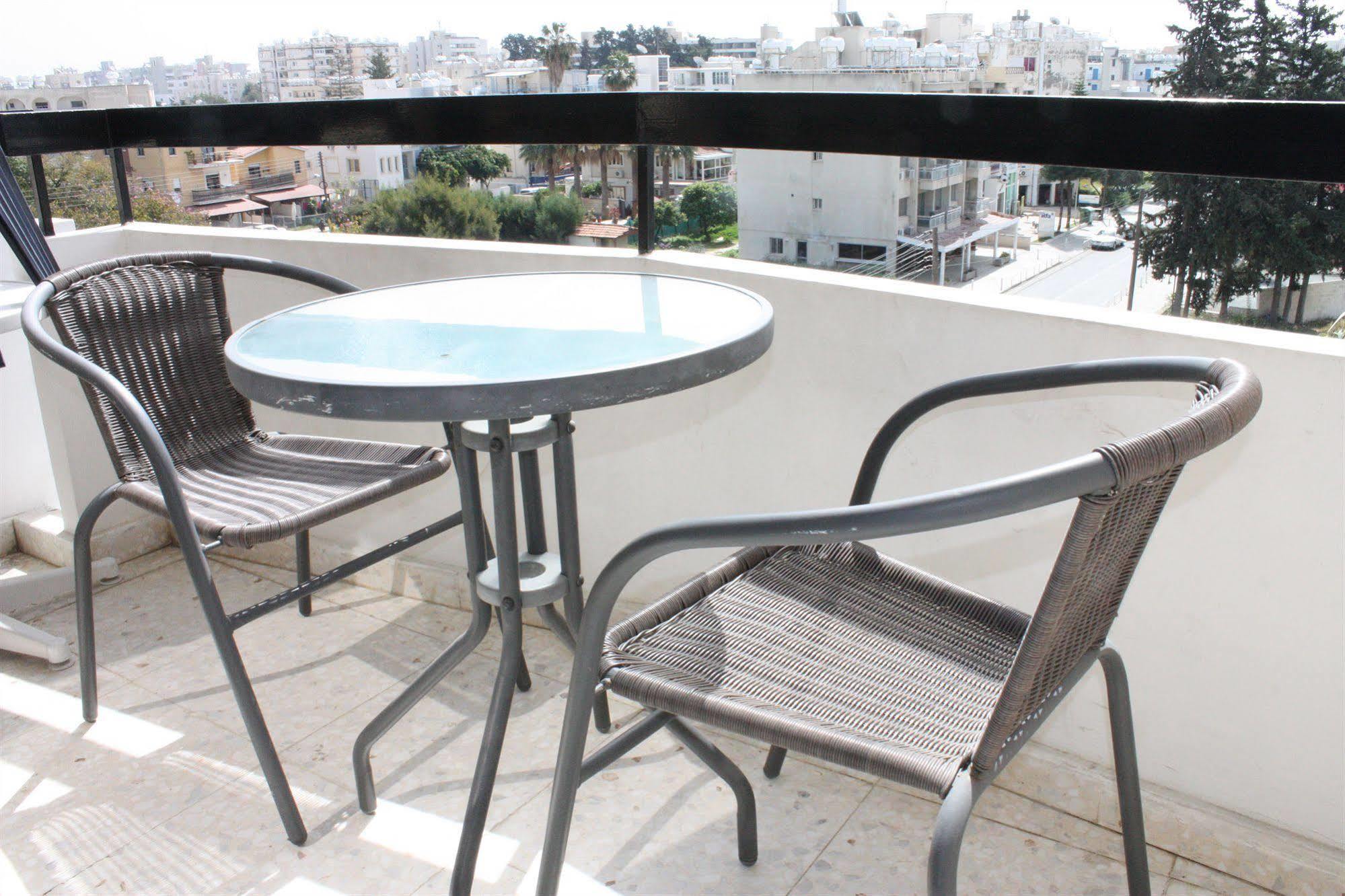 Tycoon Apartments Limassol Exterior foto